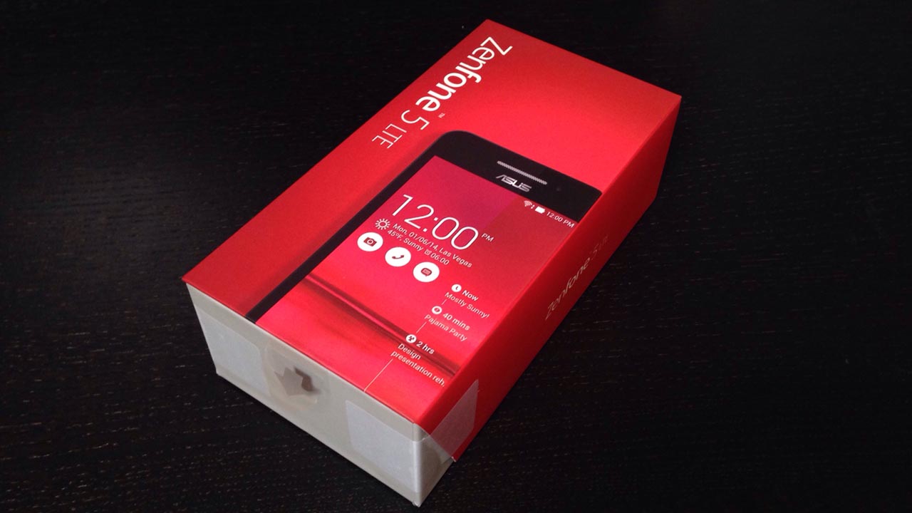 Zenfone5の箱